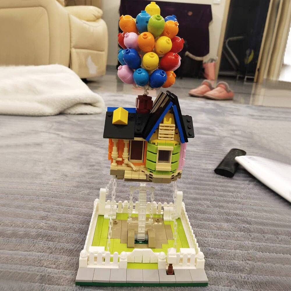 Balloon Adventure House – Build & Soar