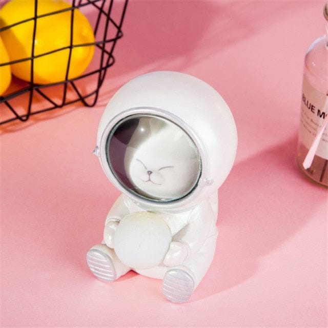 CosmoBuddy – The Astronaut Pet Lamp